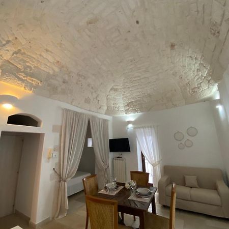 Sav40 Lägenhet Ostuni Exteriör bild